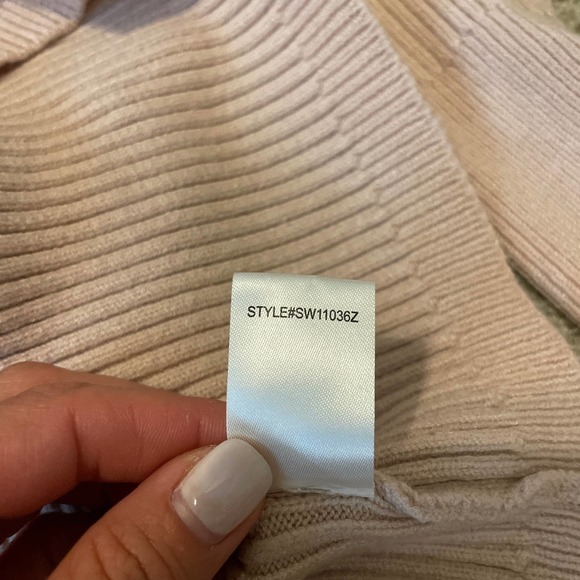 Vici Light Pink Ribbed Crew Neck Cropped Sweater - Picture 5 of 5